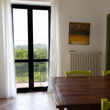 公寓 Monferrato & Motori 卡萨莱蒙费拉托