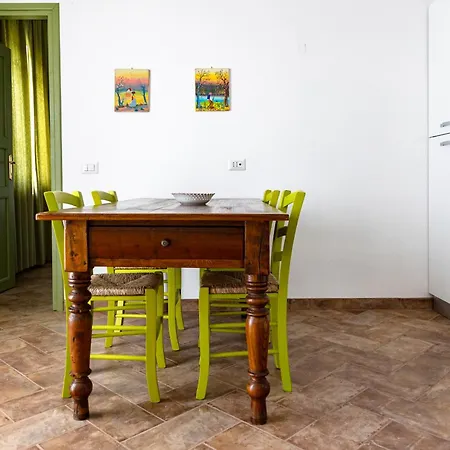 Monferrato & Motori 公寓 *